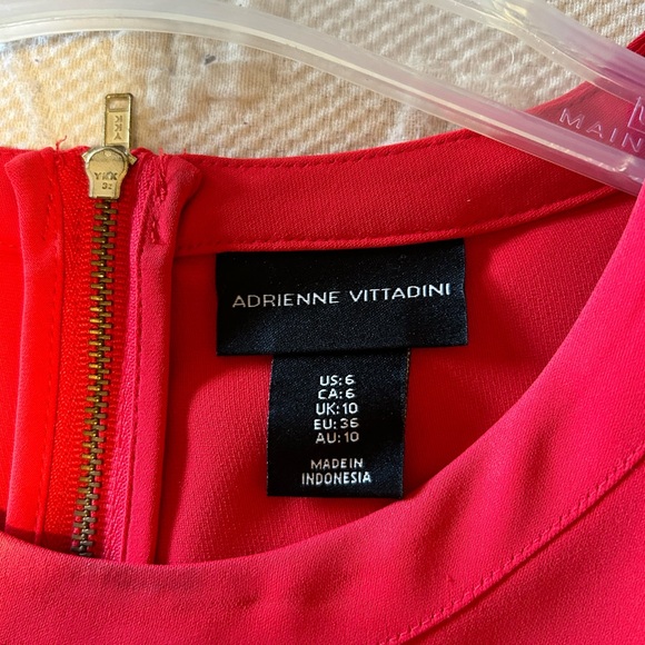 Red shift dress - Picture 2 of 5